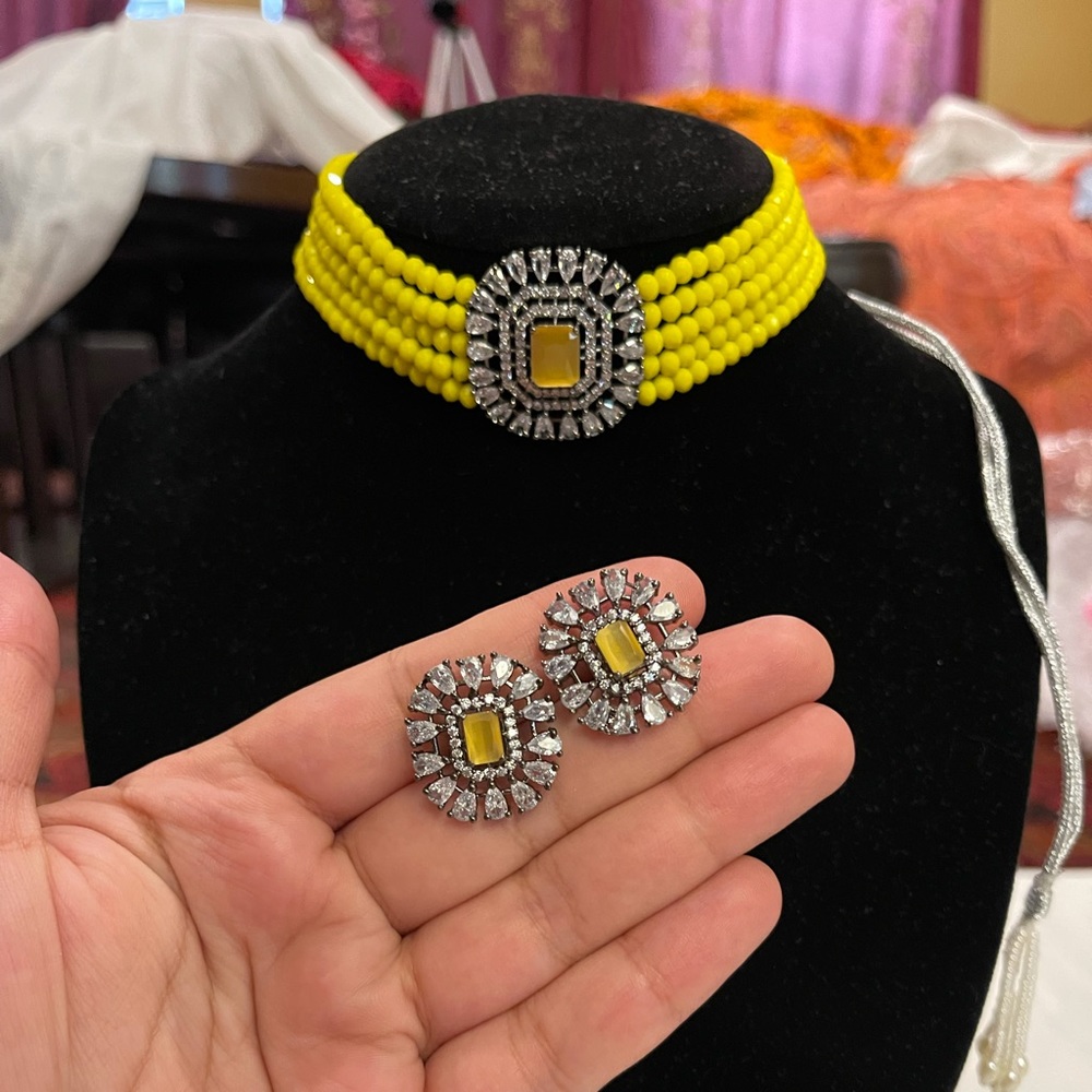 BRAND NEW- American Diamond Choker & Stud Set